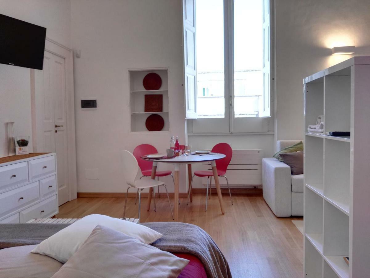 B&B La Casa Gialla 莱切 外观 照片